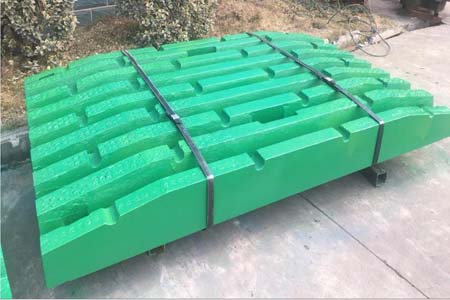 Red Apple Casting, a professional wear-resistant parts casting company, is mainly engaged in jaw plates (moving jaw plate, static jaw plate), tooth plate, tooth plate, high manganese steel jaw plate, ultra-high manganese steel jaw plate, composite alloy j